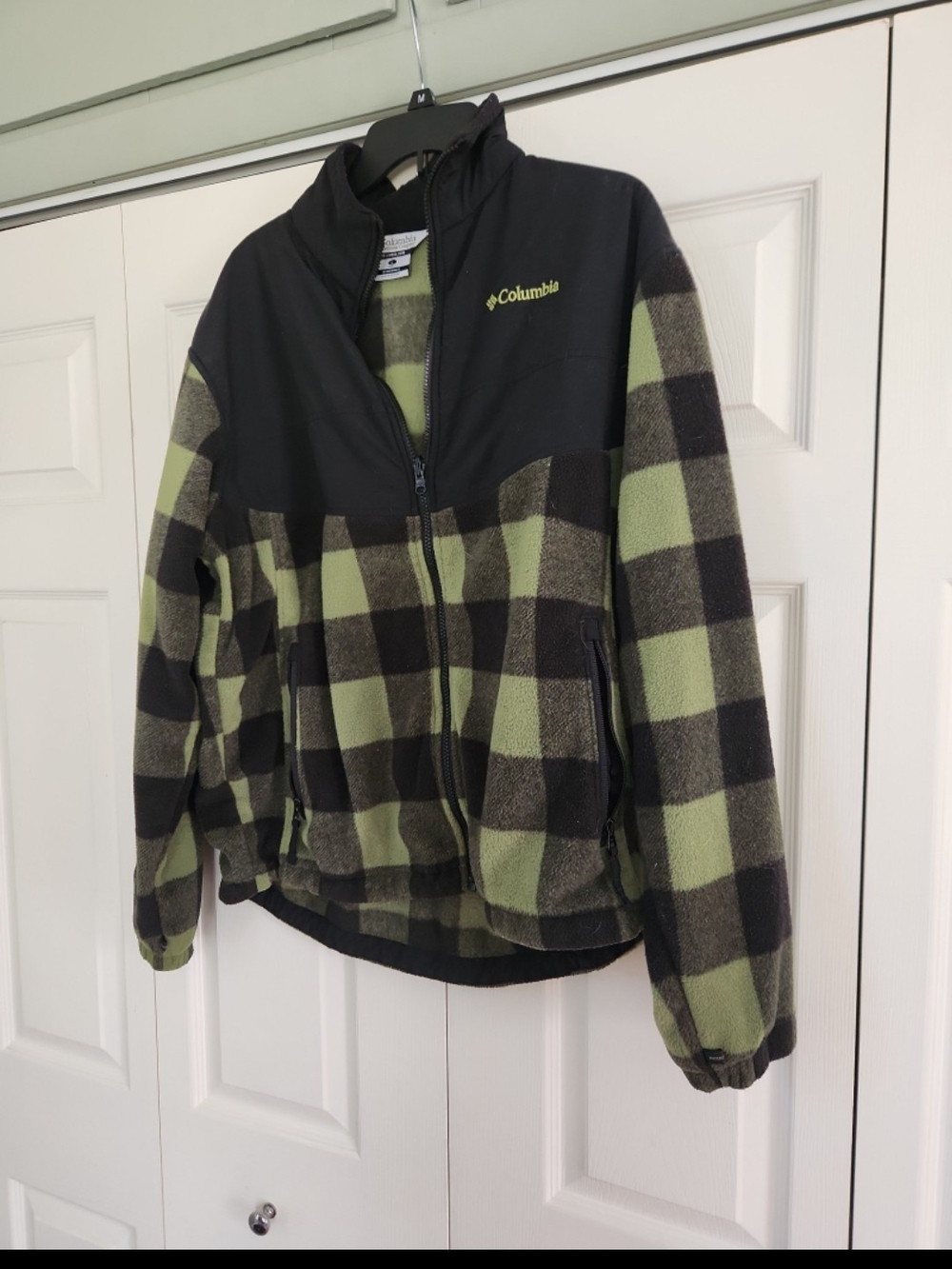 Columbia Black & Green Buffalo Plaid Fleece Jacket